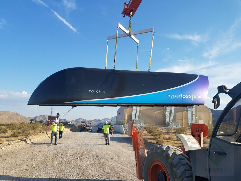 Очередной макет прототипа чего-то напоминающего капсулу Hyperloop